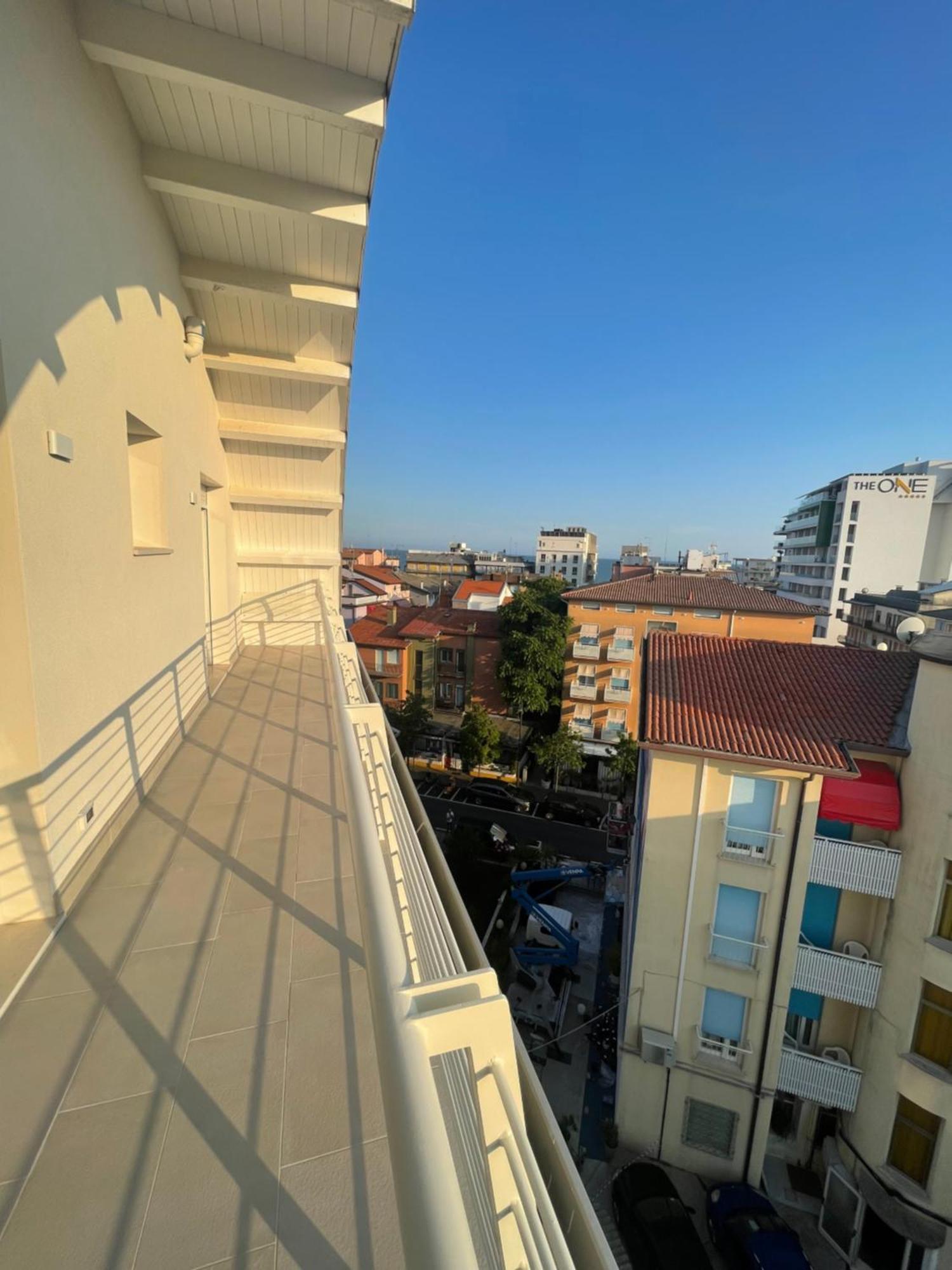 Woody Green Penthouse Sea View - Agenzia Cocal Apartment Caorle Luaran gambar